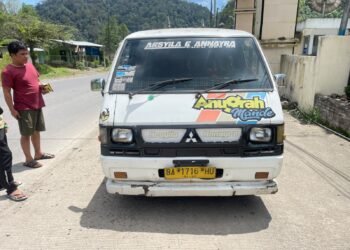 Seorang Pelajar Tewas dalam Kecelakaan Motor dan Angkot di Kabupaten Solok