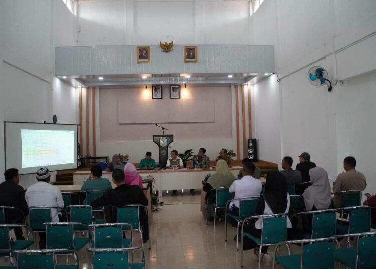 Pemko Padang Panjang bersama jajaran Pemerintah Provinsi Sumatera Barat dan pengelola Desa Wisata Kubu Gadang menggelar rapat persiapan Desa Wisata Fair III di Aula Kantor Camat Padang Panjang Timur, Selasa (29/9/2026).