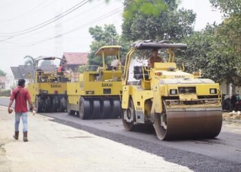 Pemkab Rehabilitasi Jalan Bekas RSUD Sungai Dareh Dharmasraya Sepanjang 900 Meter
