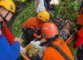 Terjatuh dari Tebing di Pinggir Laut, Pemancing di Padang Patah Tulang