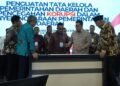 Di Depan Ketua KPK, Wali Kota Padang Panjang Teken Komitmen Pencegahan Korupsi