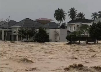 Banjir Meluas di Padang, Tiga Kecamatan Dilaporkan Terdampak
