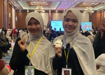 Dua Siswi Asal Padang Raih Medali Perak di Kompetisi Riset Nasional KREASI 2026
