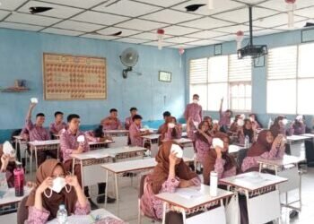 Padang Pariaman Terapkan PJJ untuk Siswa SD dan SMP akibat Kabut Asap