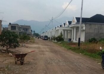 Penghuni Perumahan di Padang Merasa Ditipu Pengembang, Kualifikasi Hunian Bukan Kluster