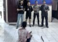 Cuma karena Dilihat, Pemuda Penganggur di Tanah Datar Aniaya Tetangga, Berakhir Dikejar Massa