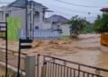 Fatra Berpacu dengan Waktu Selamatkan Kakak yang Hamil dan Keponakan dari Kepungan Banjir di Padang