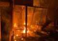 Rumah, Depot Air Minum, dan Bentor Ludes Terbakar di Padang