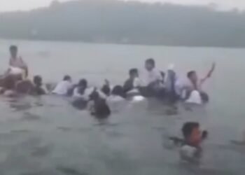 Potret Perjuangan Pelajar di Mentawai Bertaruh Nyawa demi Menuntut Ilmu