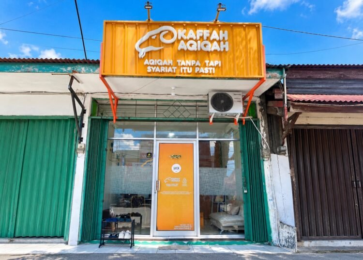 Kantor Kaffah Aqiqah di Jalan Jhoni Anwar, Lapai, Kota Padang, Sumatera Barat.