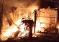 Sebuah Rumah dan Motor Hangus Terbakar di Pesisir Selatan