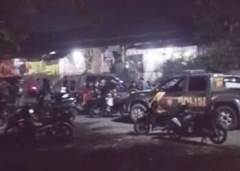 Video: Warga Sijunjung Pergoki Sejoli Diduga Mesum di Mobil