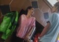 Viral Video Pria Tendang Ibu Kandung di Padang, Menangis Saat Ditangkap
