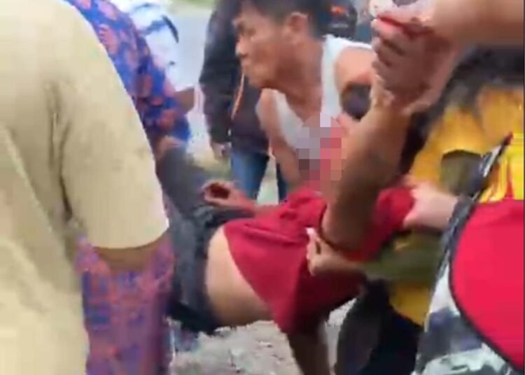 Kericuhan akibat persoalan penagihan utang di Nagari Taram, Kecamatan Harau, Kabupaten Lima Puluh Kota, Kamis (22/10/2026) malam, menyebabkan seorang nasabah mengalami luka di kepala dan memicu bentrokan warga.