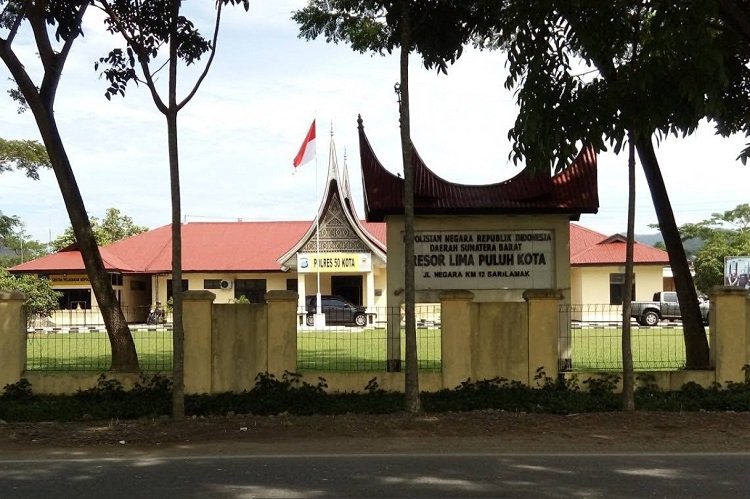 Kantor Polres 50 Kota.