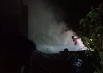 Gudang Peralatan Milik Warga Terbakar di Kota Solok, Empat Mobil Damkar Dikerahkan