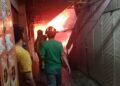 24 Los Pasar Blok Timur Payakumbuh Terbakar Dini Hari