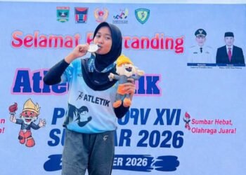 Siti Aisyah, Mahasiswi UM Sumatera Barat Raih Medali Perak di Porprov Sumbar 2026