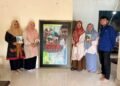 Keluarga Sutan Zaili Asril Hibahkan Ratusan Buku ke UIN Imam Bonjol Padang