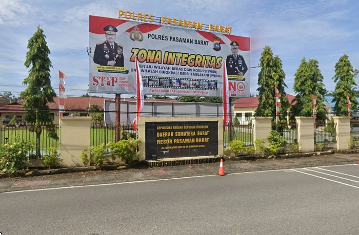 Kantor Polres Pasaman Barat.